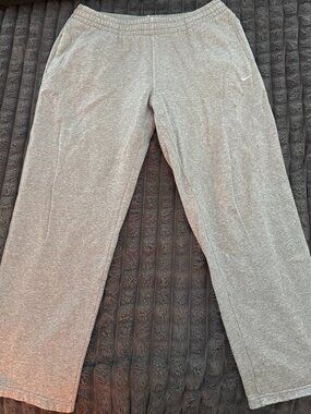 Nike baggy sweatpants